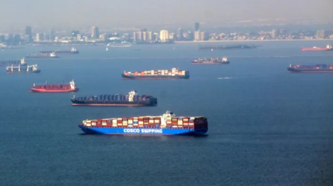 Các công ty vận tải biển sẽ cần lượng methanol xanh hoặc các nhiên liệu xanh khác phù hợp để cung cấp năng lượng cho những con tàu. Ảnh: MediaNews Group
