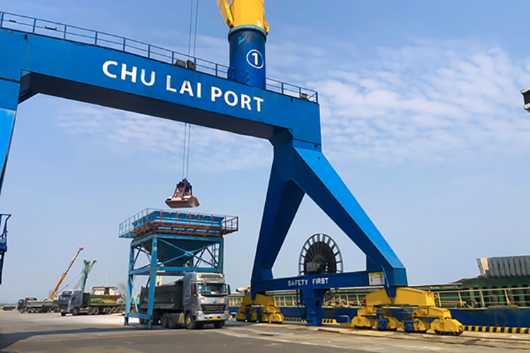 Cảng Chu Lai Phát Triển Mạnh Dịch Vụ Xuất Nhập Khẩu Hàng Rời